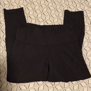 Yogalicious Cropped Pocket Legging